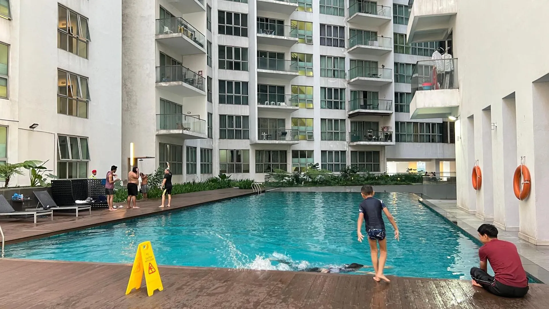 The City Nest Hostel Regalia Kuala Lumpur 0*,