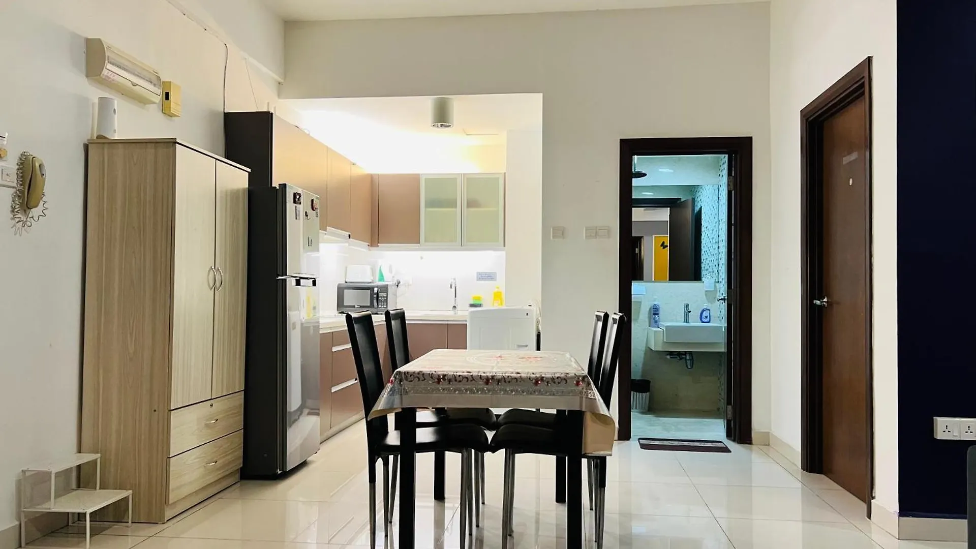 The City Nest Hostel Regalia Kuala Lumpur Apartamento