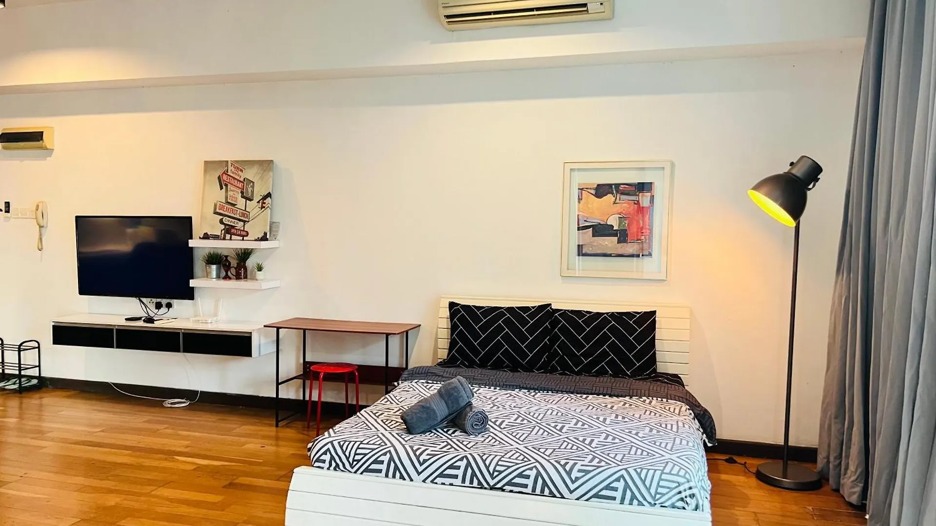 The City Nest Hostel Regalia Kuala Lumpur 0*,  Malásia